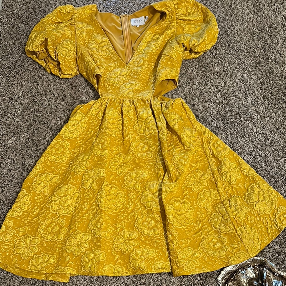 Elegant Yellow Floral Dress